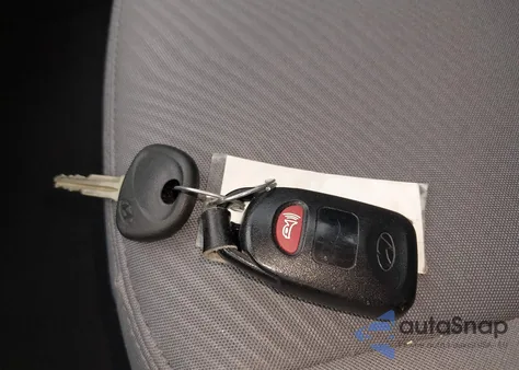 2013 Hyundai Elantra Gls from USA, damaged, VIN 5NPDH4AE5DH153705